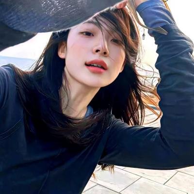 天赋无敌的我，一心只想苟活